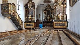 Die Schäden in der Pfarrkirche St. Richard in Otting. pde-Foto: Johannes Heim